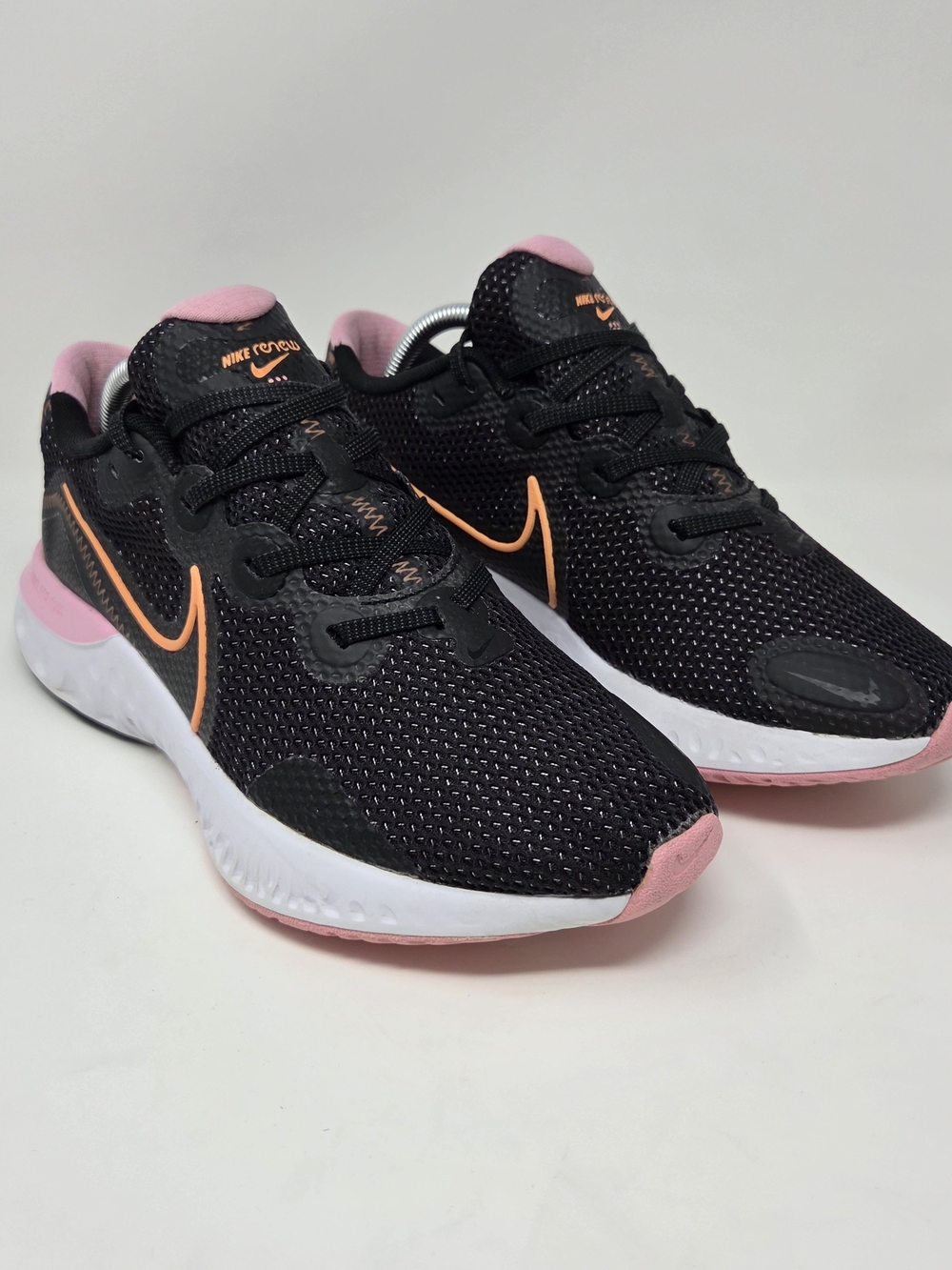 Nike Renew Ru  Women's Running Shoes - Black/Pink - Size 10